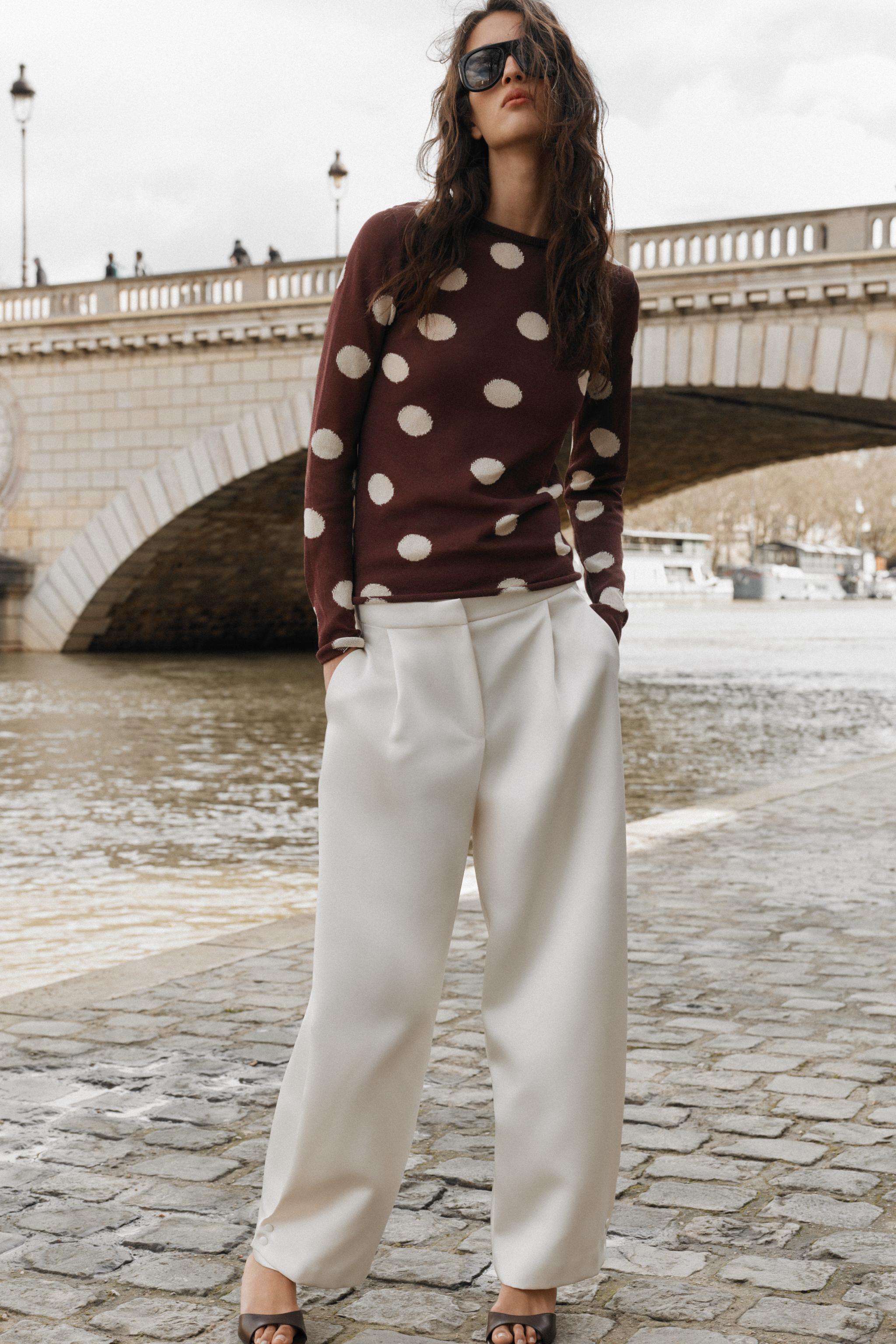TOP EN MAILLE À POIS
